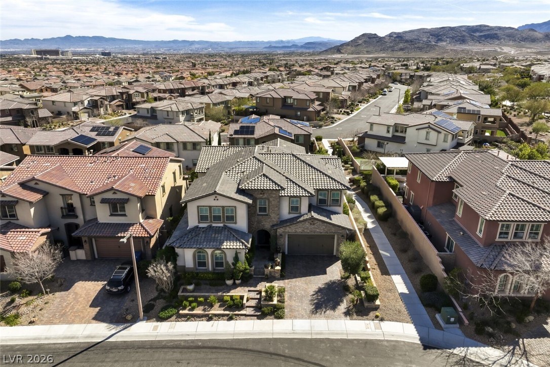 12031 Tramonto Avenue Property Photo 4