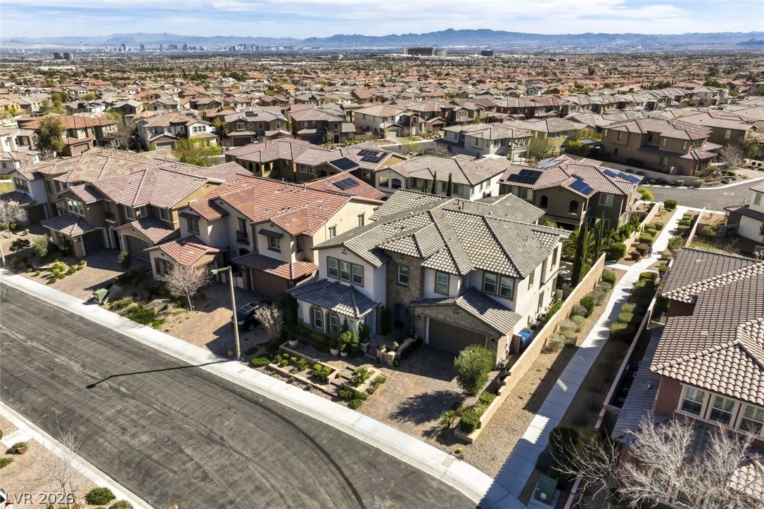 12031 Tramonto Avenue Property Photo 5