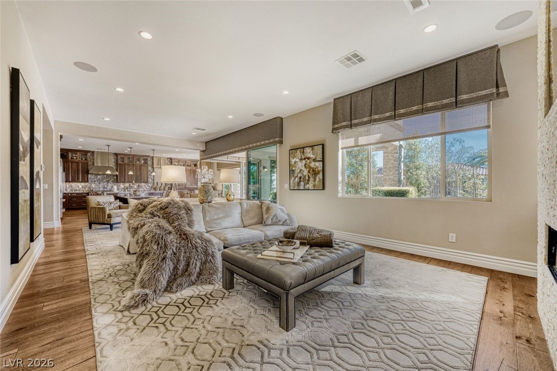 12031 Tramonto Avenue Property Photo 12