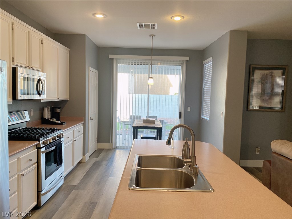 3542 Great Bear Street Property Photo 5