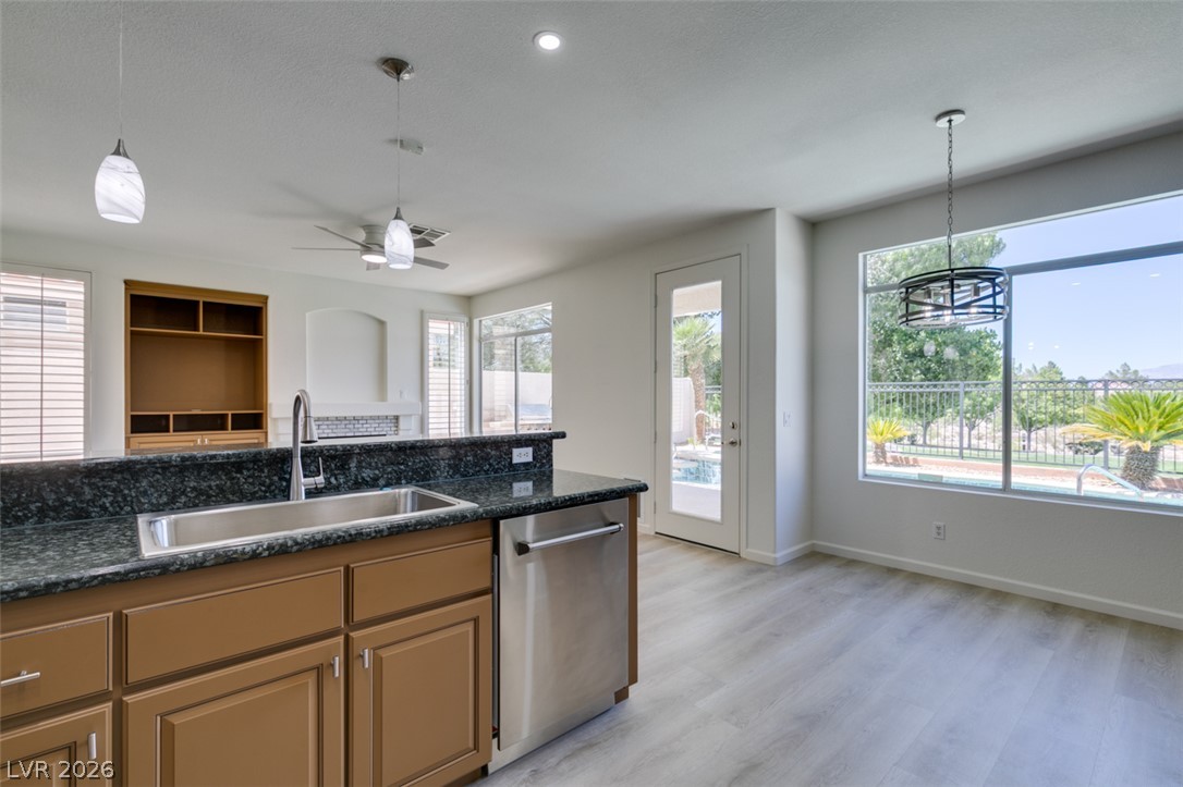 7836 Silver Plateau Avenue Property Photo 13