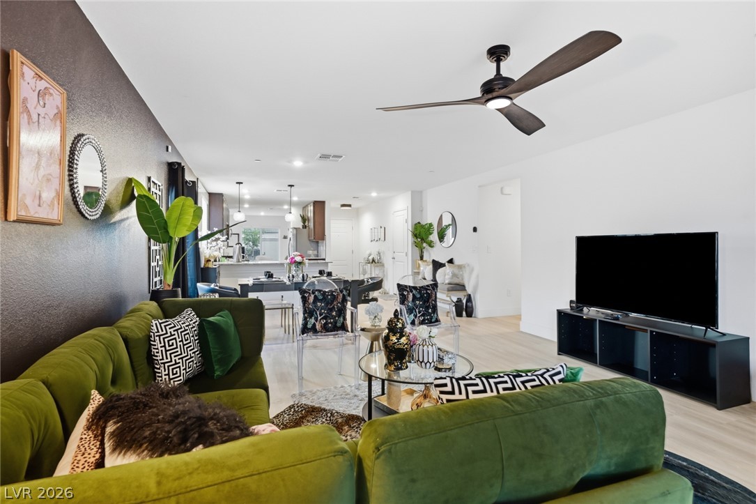 10210 Chockstone Street Property Photo 9