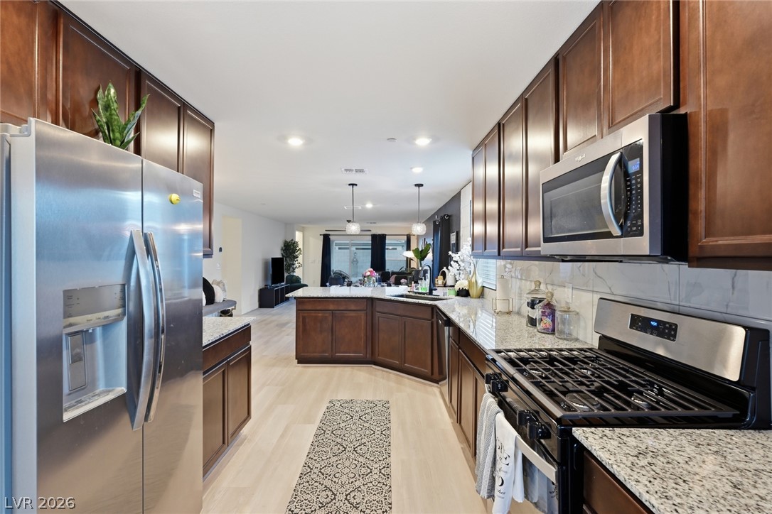 10210 Chockstone Street Property Photo 15