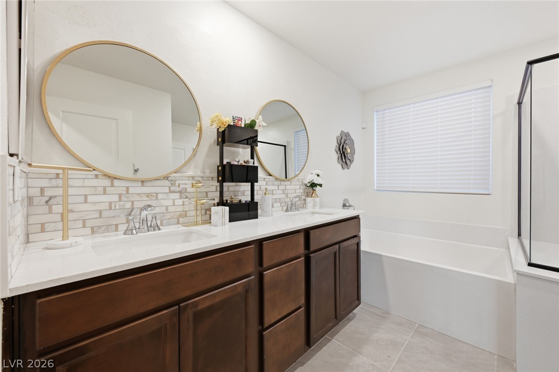 10210 Chockstone Street Property Photo 27