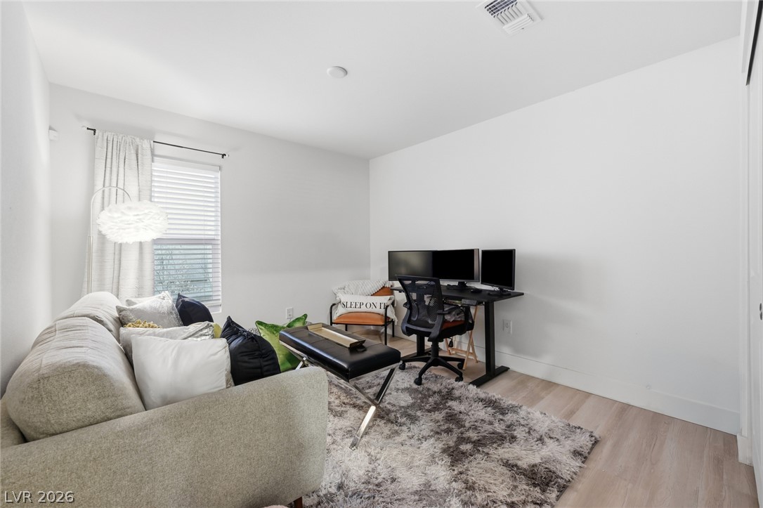 10210 Chockstone Street Property Photo 30