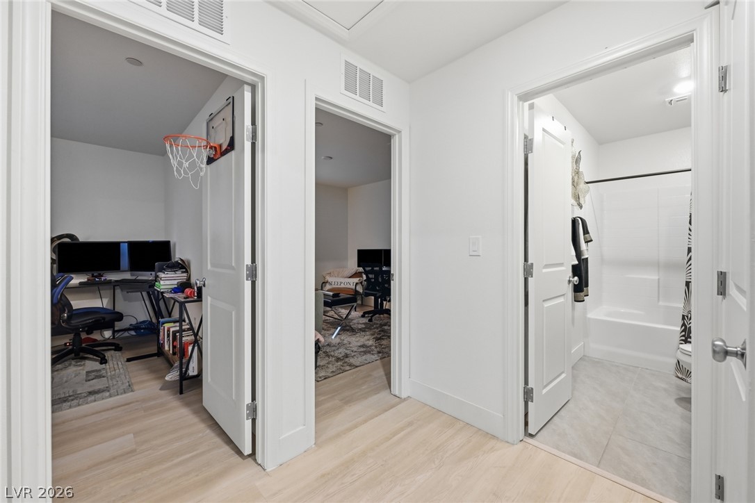10210 Chockstone Street Property Photo 32