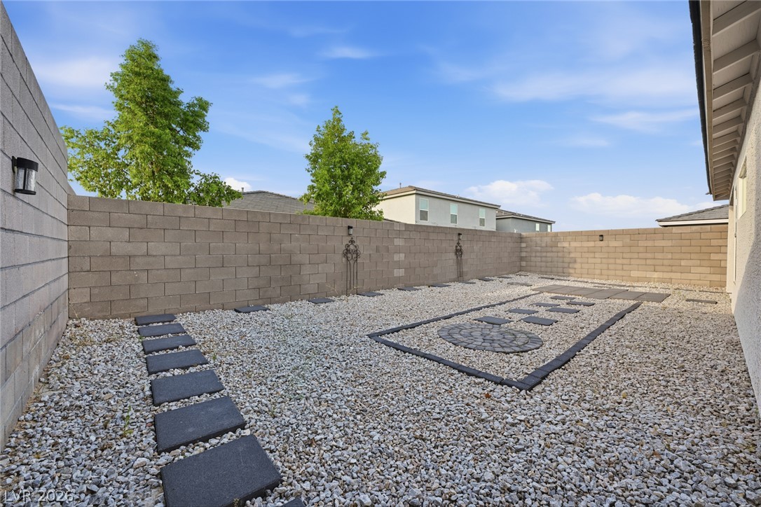 10210 Chockstone Street Property Photo 40