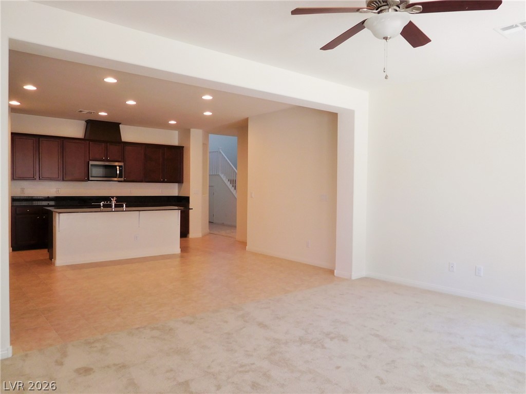 477 Astillero Street Property Photo 3
