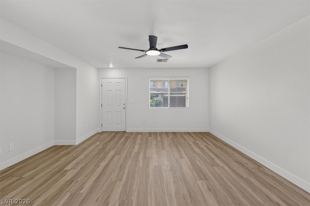 552 Albacate Street Property Photo 5