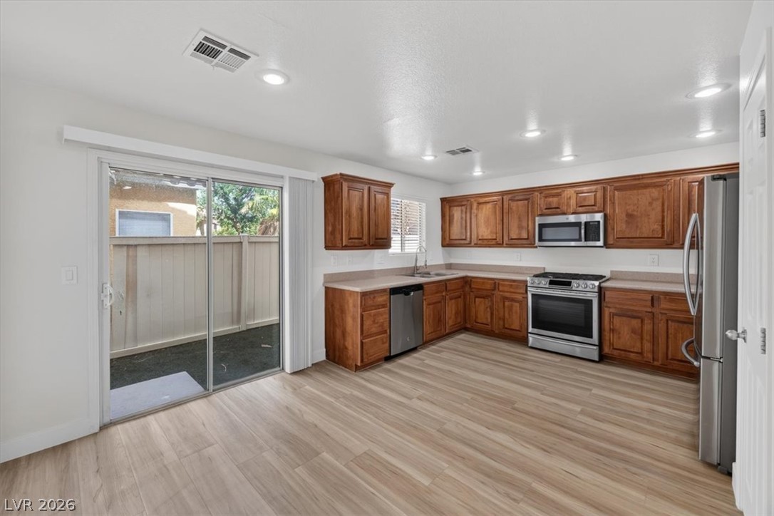 552 Albacate Street Property Photo 10