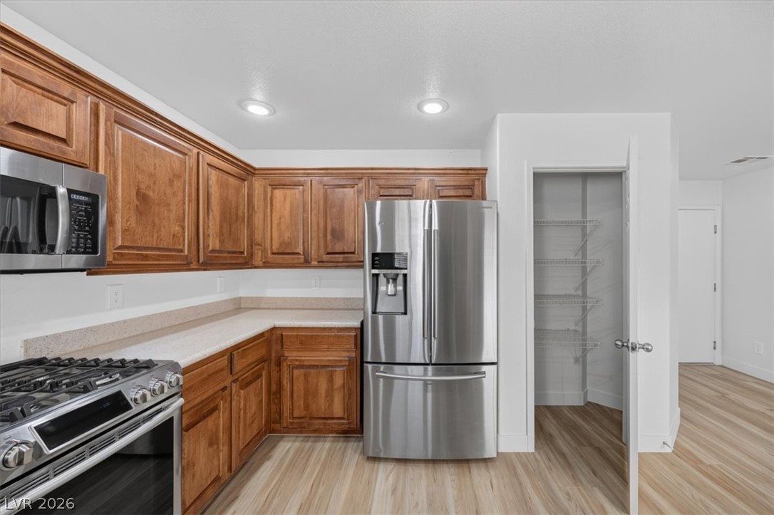 552 Albacate Street Property Photo 15