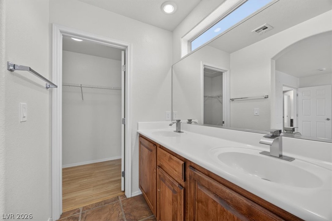 552 Albacate Street Property Photo 25