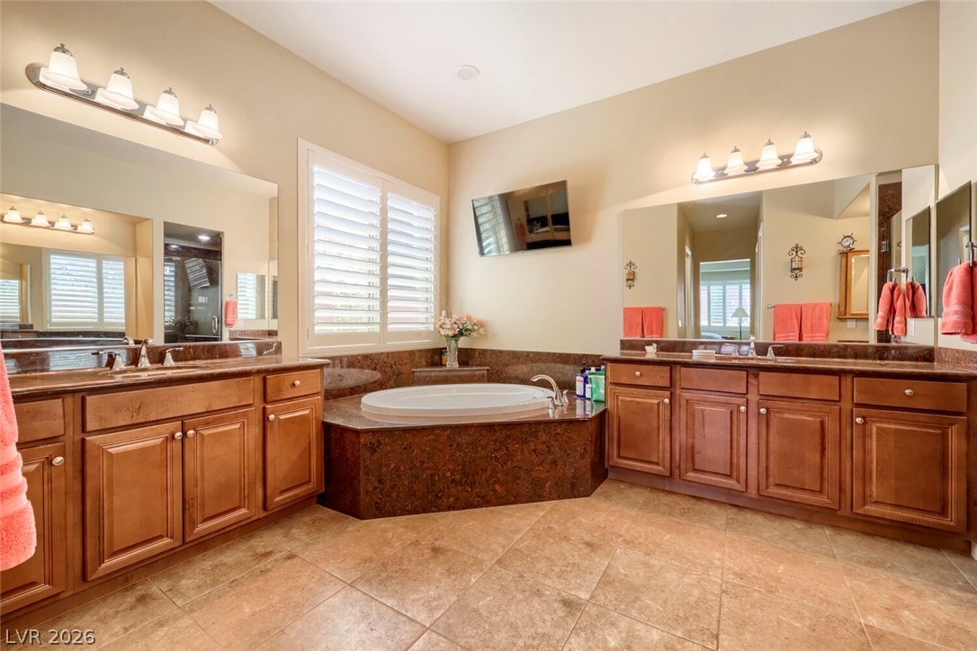 9752 Serene Star Way Property Photo 45