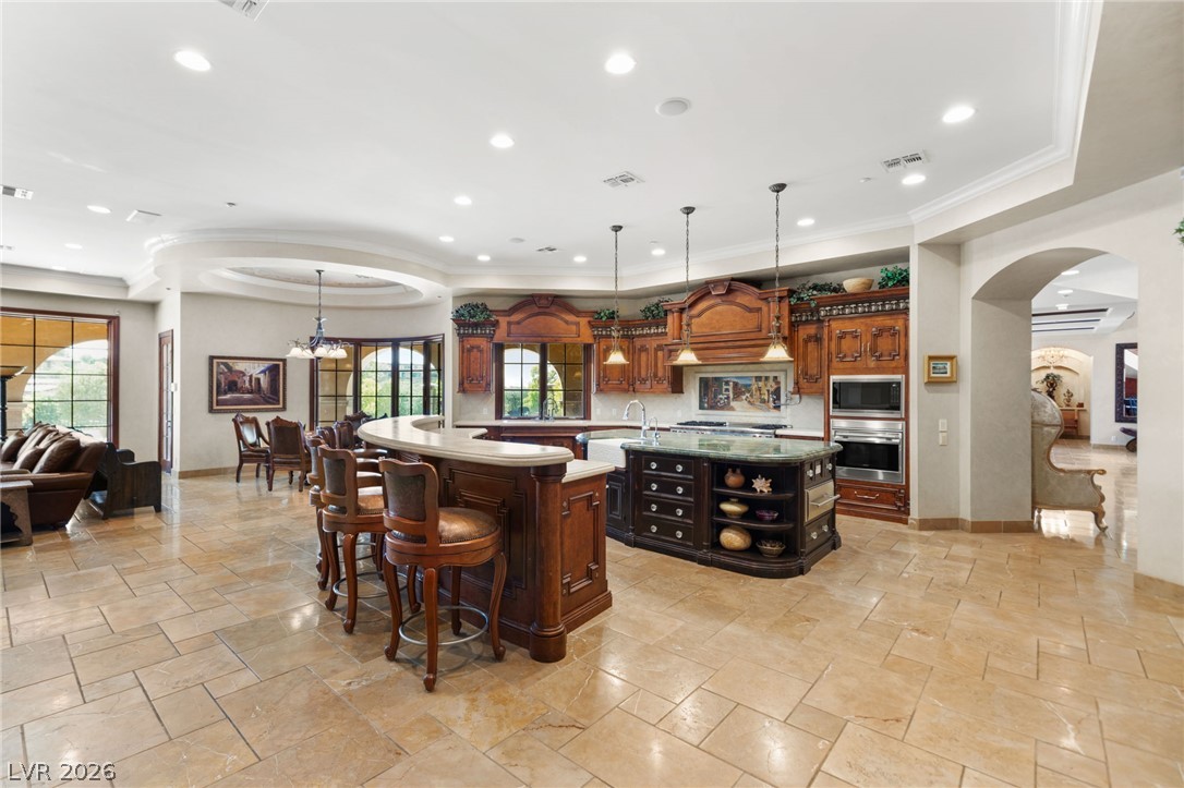 47 Club Vista Drive Property Photo 8