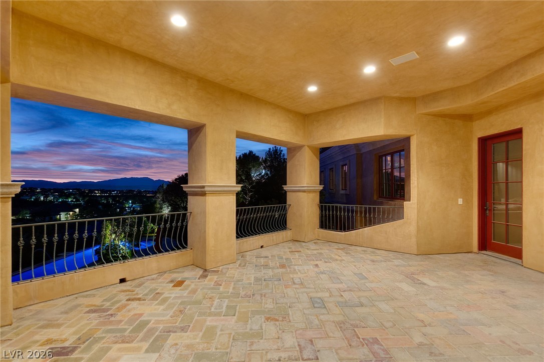 47 Club Vista Drive Property Photo 21