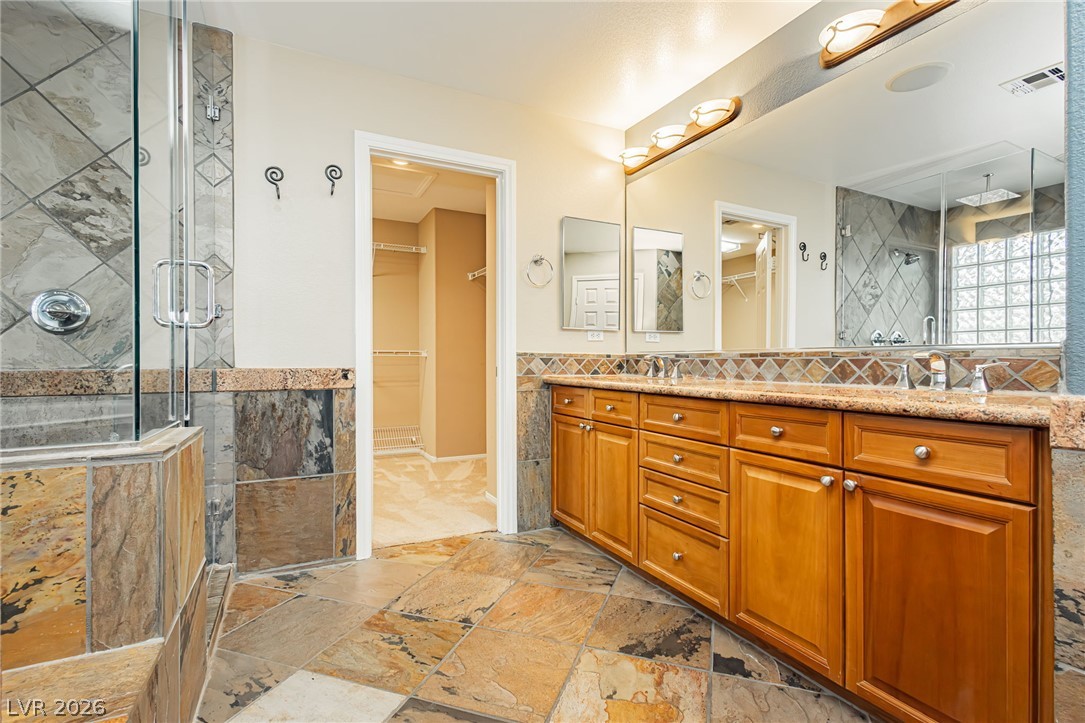 7427 Tomahawk Bend Avenue Property Photo 12