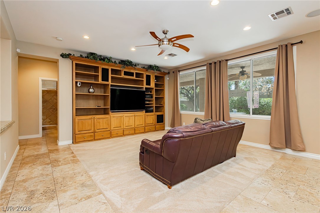 7427 Tomahawk Bend Avenue Property Photo 37