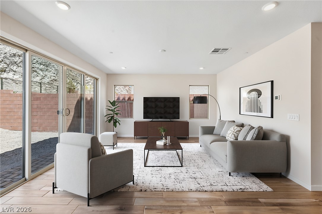 58 Via Montoro Property Photo 2