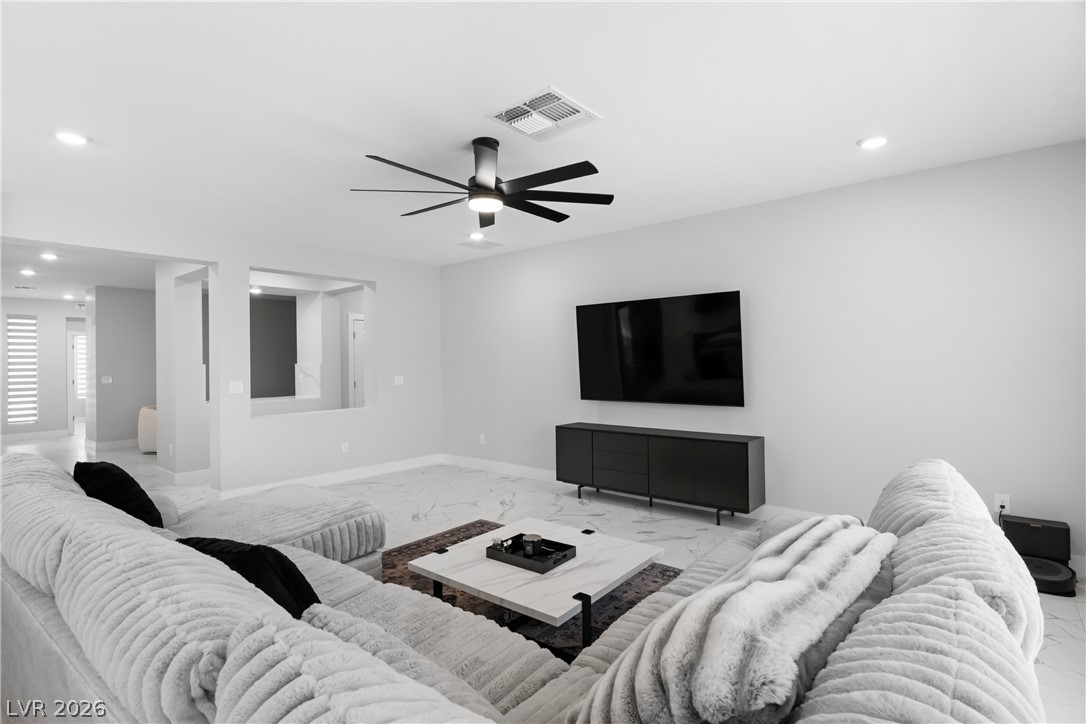 7142 Bold Rock Avenue Property Photo 7