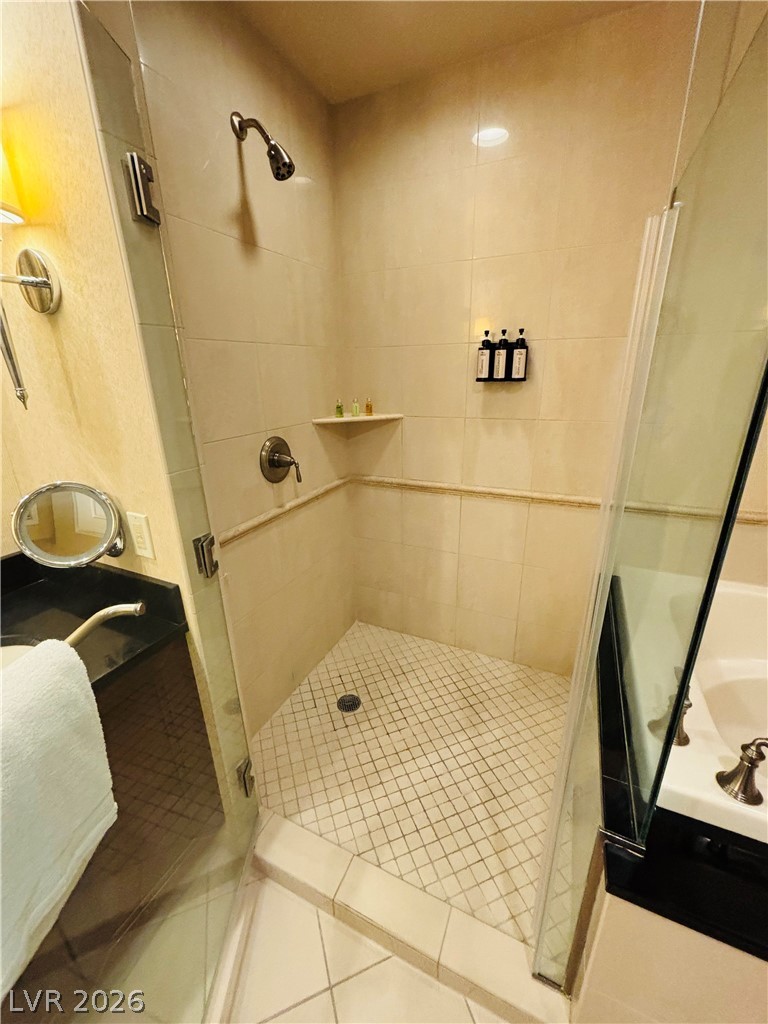125 East Harmon Avenue 1511 Property Photo 18