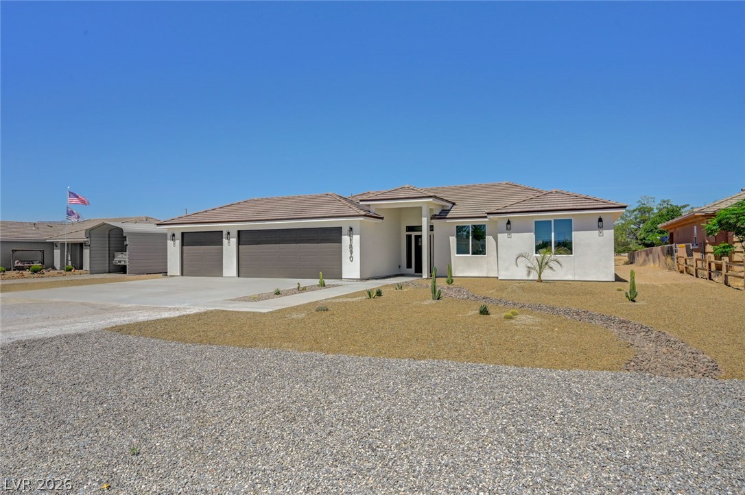 1890 South Manzanita Drive Property Photo 3