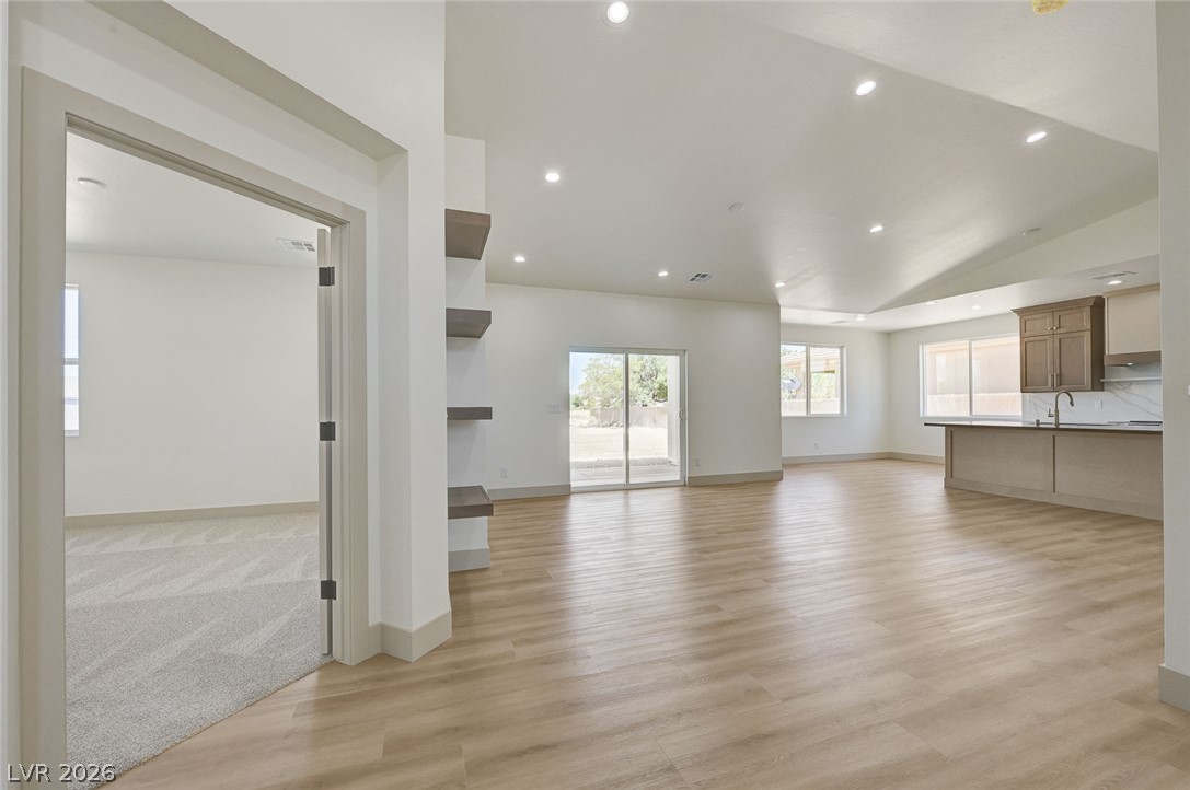 1890 South Manzanita Drive Property Photo 10