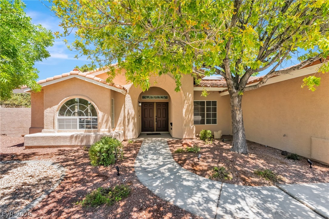 5120 Gentle River Avenue Property Photo 3