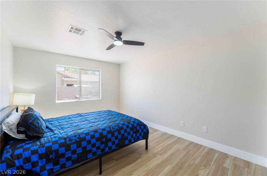 5120 Gentle River Avenue Property Photo 25