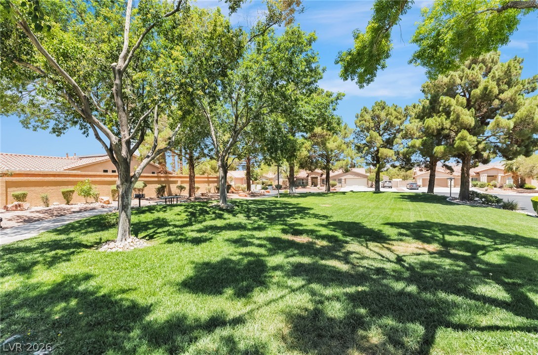 5120 Gentle River Avenue Property Photo 33