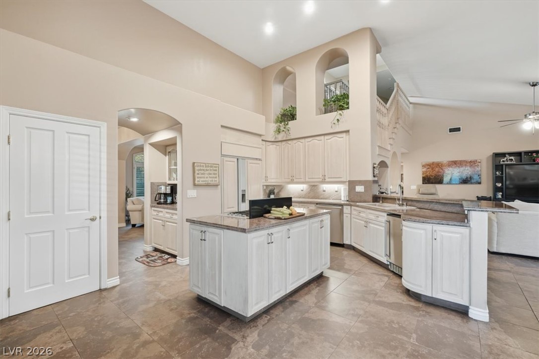8104 Wispy Sage Way Property Photo 35