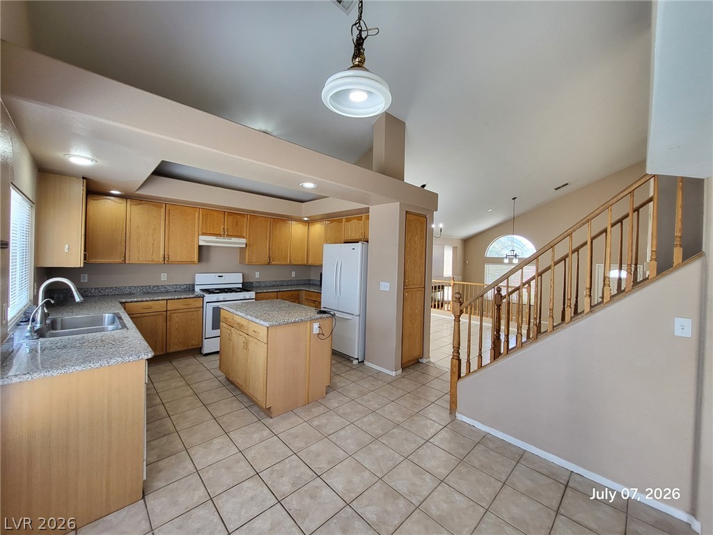 8312 Candlefish Court Property Photo 5