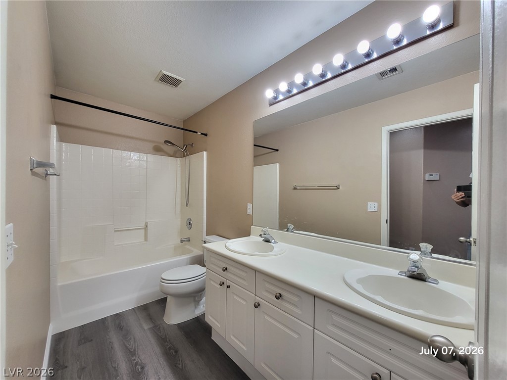 8312 Candlefish Court Property Photo 14