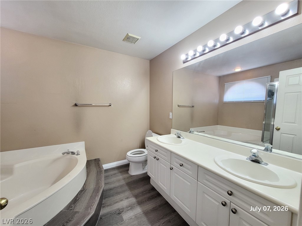 8312 Candlefish Court Property Photo 18