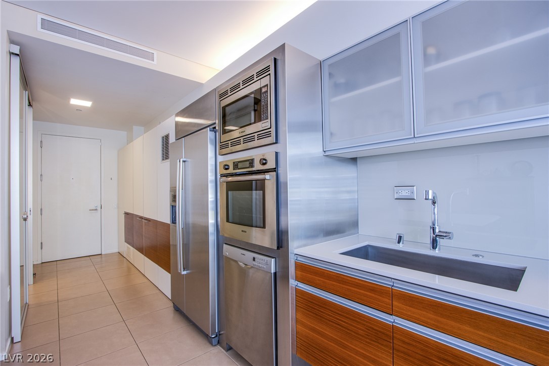 3722 Las Vegas Boulevard 1009 Property Photo 6