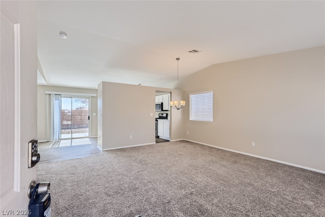3105 Meadow Flower Avenue Property Photo 3