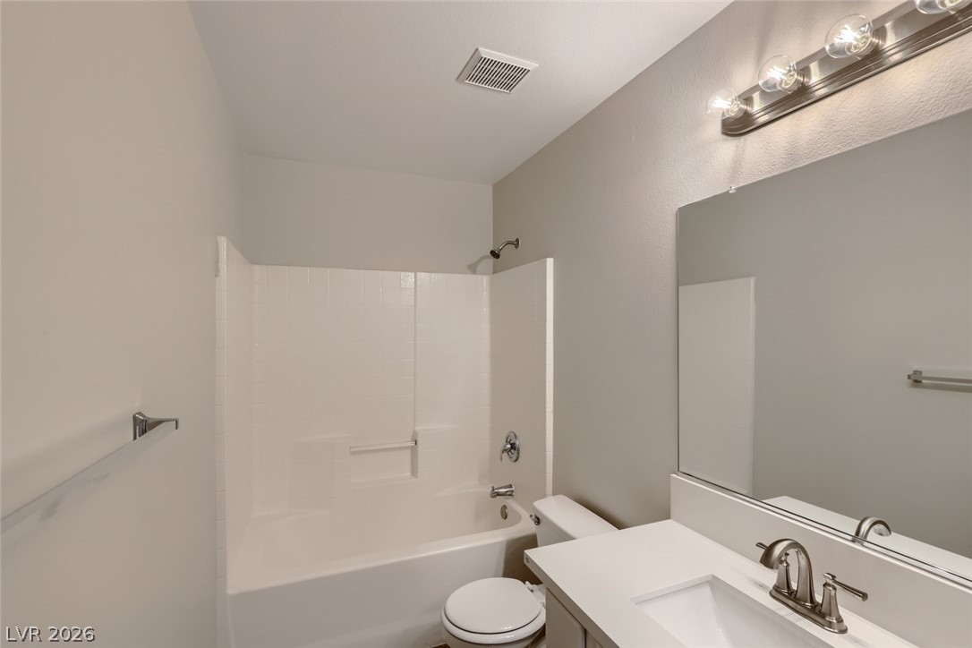 3105 Meadow Flower Avenue Property Photo 7