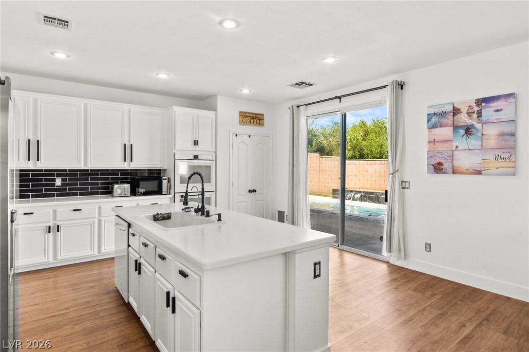 3058 Archdale Street Property Photo 17