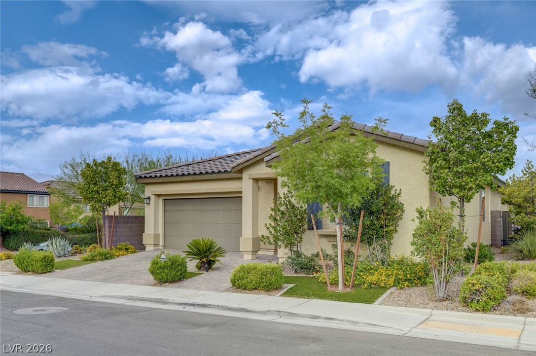 4654 Plum Button Street Property Photo 5