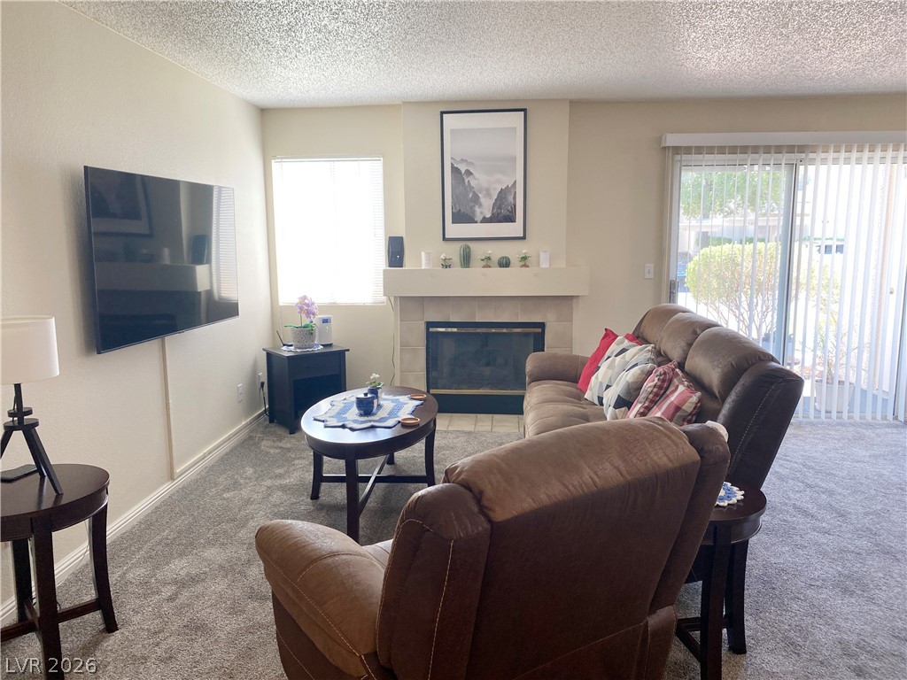 7912 Foxwood Place 102 Property Photo 4