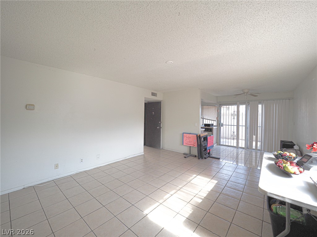 1370 Vegas Valley Drive 43 Property Photo 20