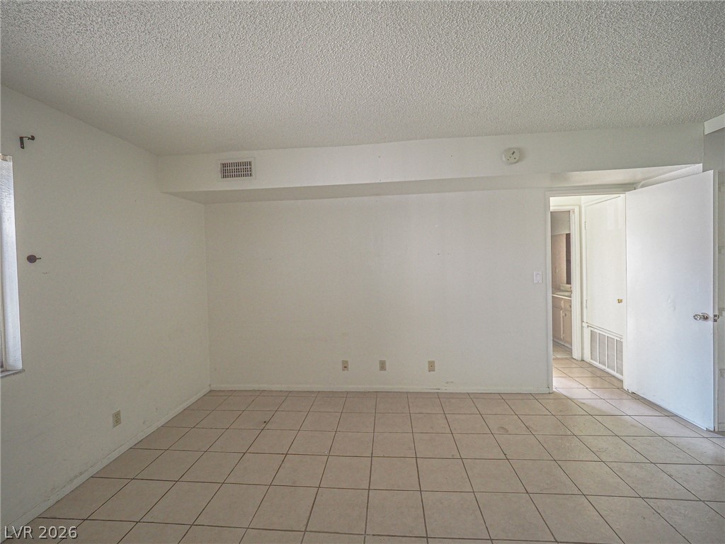1370 Vegas Valley Drive 43 Property Photo 37