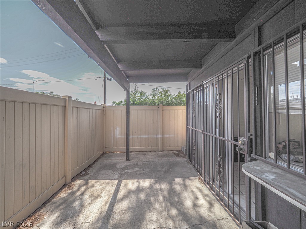 1370 Vegas Valley Drive 43 Property Photo 40