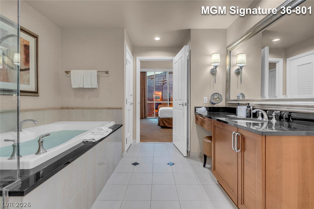 125 East Harmon Avenue 3601&3603 Property Photo 28