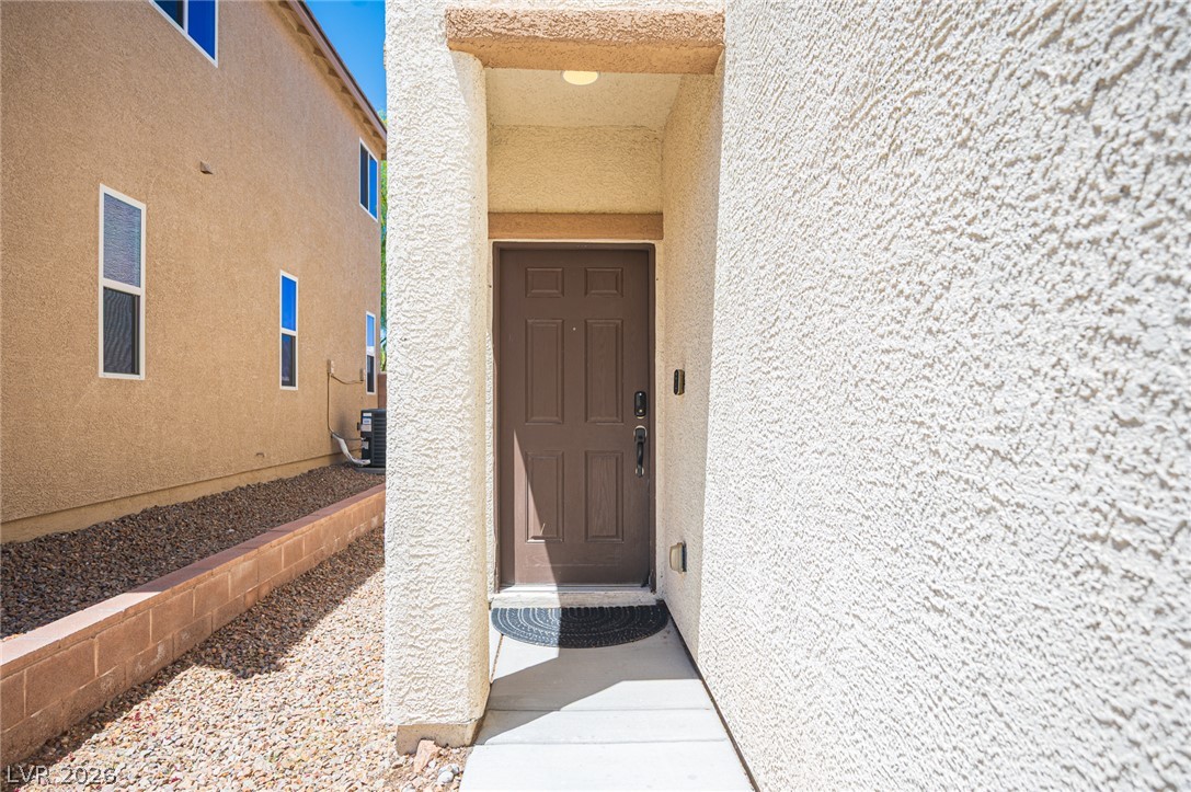 6932 Yellow Cosmos Avenue Property Photo 3