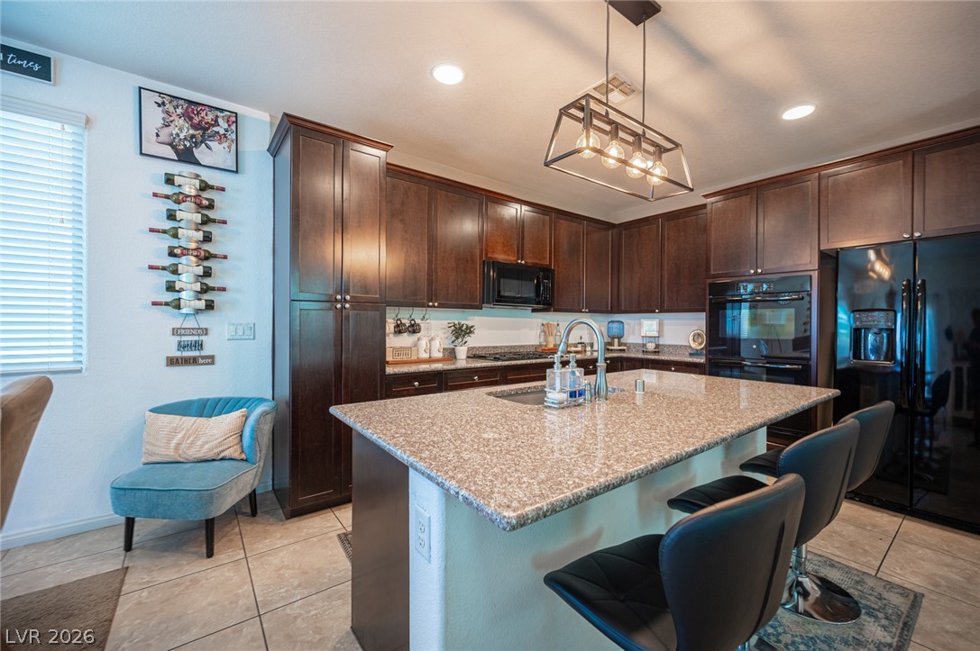 6932 Yellow Cosmos Avenue Property Photo 8