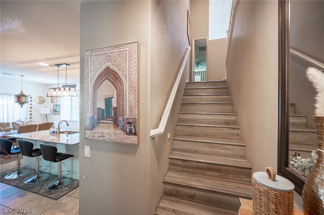 6932 Yellow Cosmos Avenue Property Photo 17