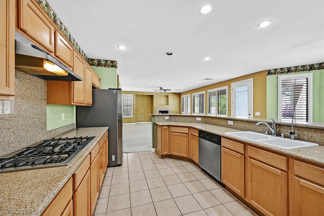 6238 Bayhaven Court Property Photo 9