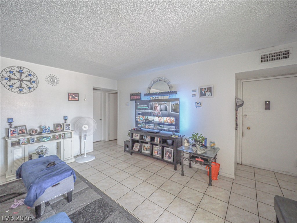 1370 Vegas Valley Drive 44 Property Photo 21