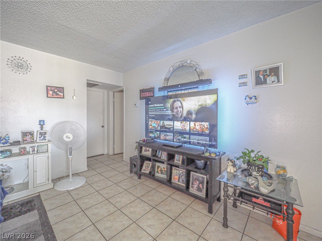 1370 Vegas Valley Drive 44 Property Photo 22