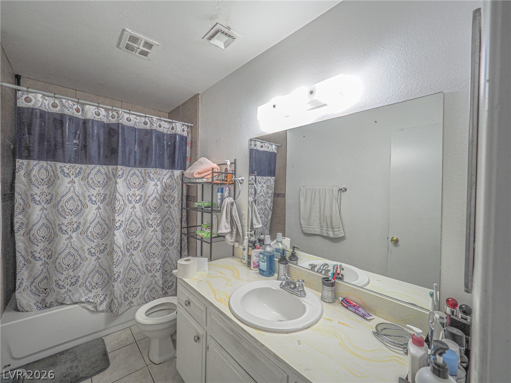 1370 Vegas Valley Drive 44 Property Photo 30